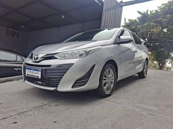 TOYOTA YARIS 1.5 16V FLEX SEDAN XL PLUS CONNECT MULTIDRIVE TOYOTA YARIS 1.5 16V FLEX SEDAN XL PLUS CONNECT MULTIDRIVE